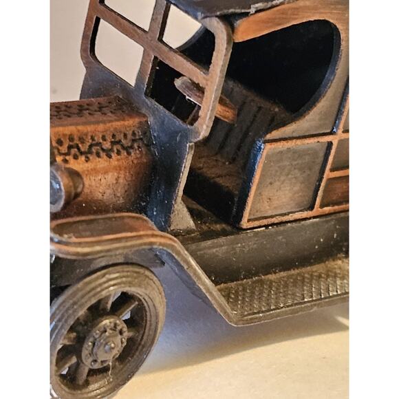 Miniature Copper Pencil Sharpener Delivery Truck United Parcel Service - Picture 7 of 9